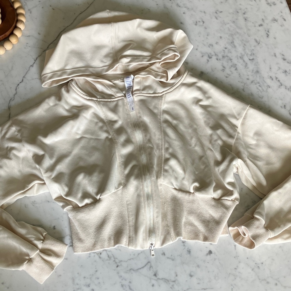 SHEIN Cream Cropped Zip-Up Hoodie
